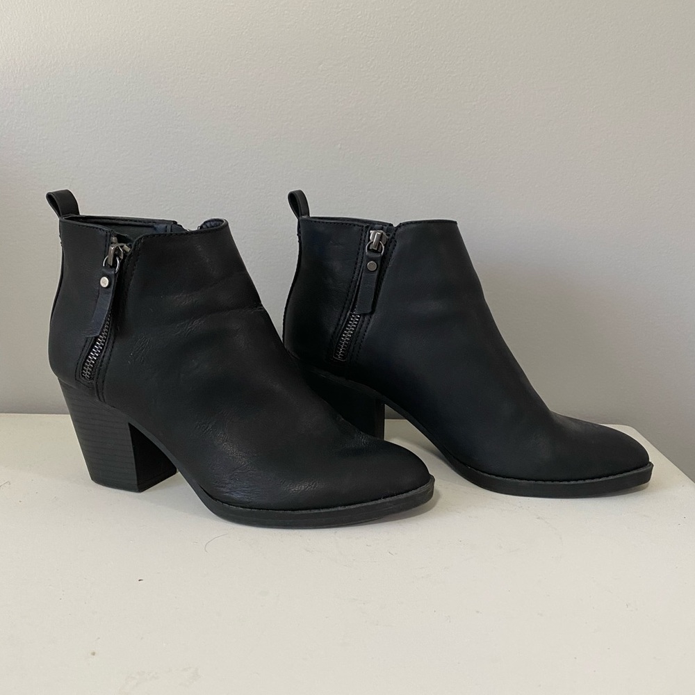 Black boots with heels